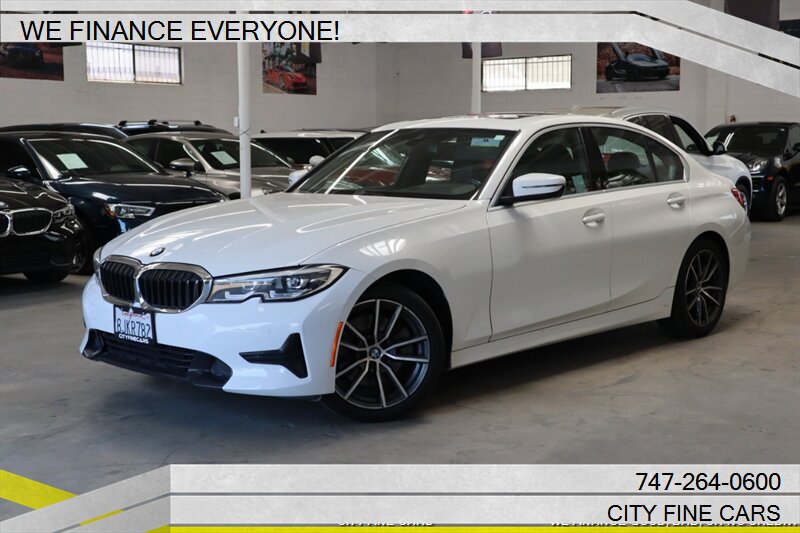 2019 BMW 330i   - Photo 1 - Panorama City, CA 91402