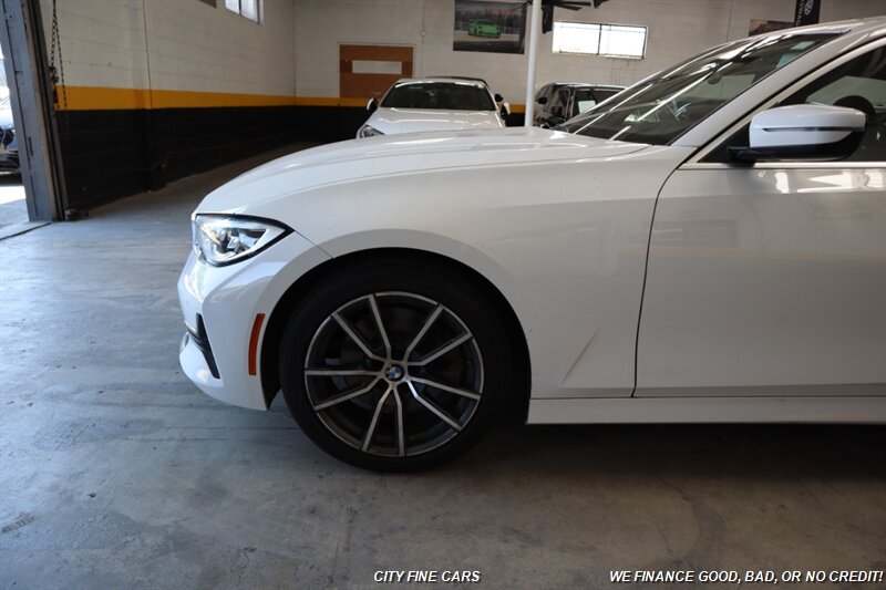 2019 BMW 330i - Photo 3 - Panorama City, CA 91402