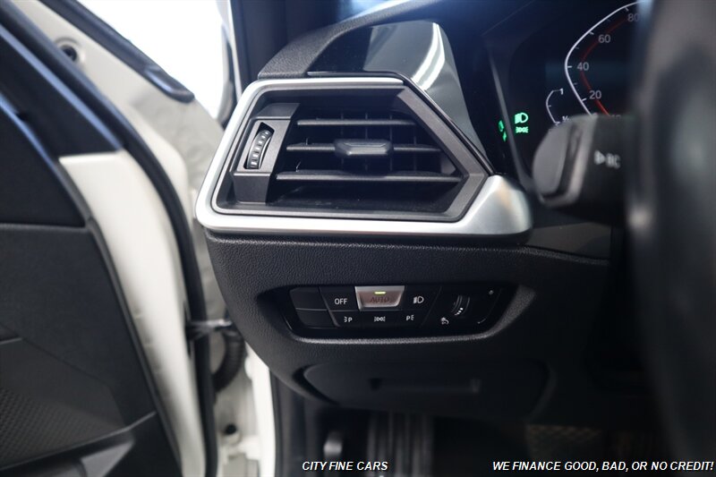 2019 BMW 330i - Photo 22 - Panorama City, CA 91402