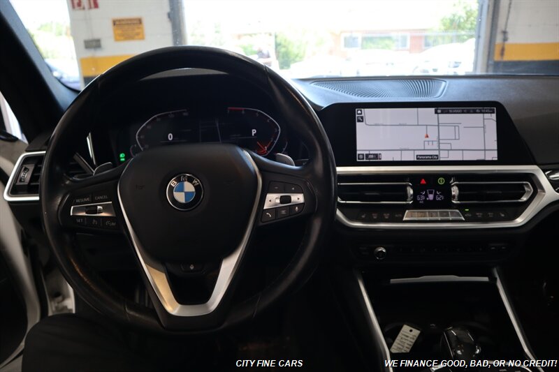 2019 BMW 330i - Photo 14 - Panorama City, CA 91402