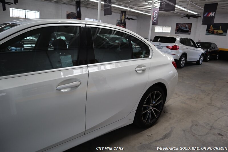 2019 BMW 330i - Photo 6 - Panorama City, CA 91402
