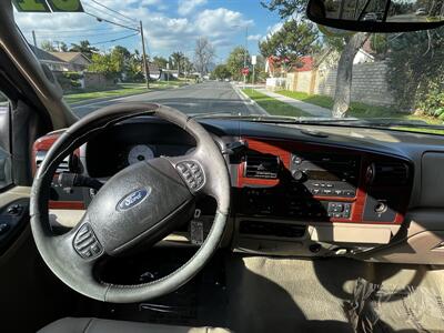 2005 Ford F-350 Lariat   - Photo 17 - Panorama City, CA 91402