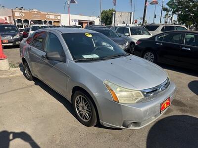 2011 Ford Focus SE - Photo 3 - Panorama City, CA 91402