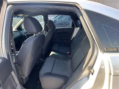 2011 Ford Focus SE - Photo 10 - Panorama City, CA 91402