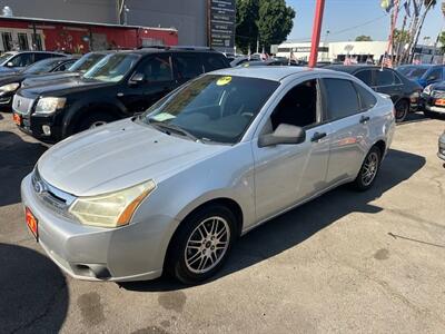 2011 Ford Focus SE - Photo 1 - Panorama City, CA 91402