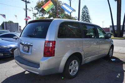 2010 Dodge Grand Caravan SE - Photo 7 - Panorama City, CA 91402