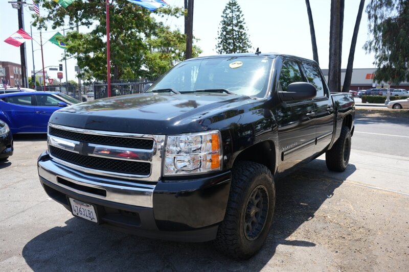 2011 Chevrolet Silverado 1500 LS - Photo 1 - Panorama City, CA 91402