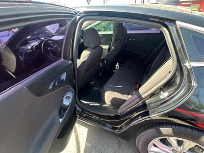 2020 Chevrolet Malibu LT   - Photo 12 - Panorama City, CA 91402