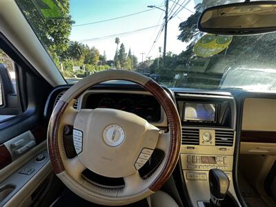 2005 Lincoln Aviator Luxury   - Photo 14 - Panorama City, CA 91402