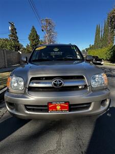 2005 Toyota Sequoia SR5   - Photo 6 - Panorama City, CA 91402