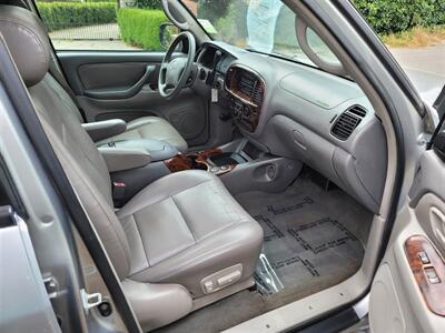 2003 Toyota Sequoia SR5   - Photo 14 - Panorama City, CA 91402