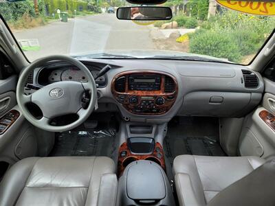 2003 Toyota Sequoia SR5   - Photo 15 - Panorama City, CA 91402