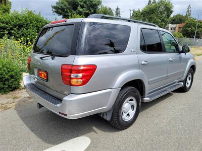 2003 Toyota Sequoia SR5   - Photo 5 - Panorama City, CA 91402