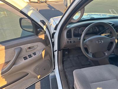2003 Toyota Sequoia SR5   - Photo 20 - North Hills, CA 91343