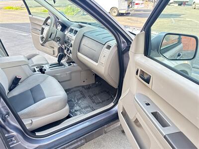 2008 Ford Escape Hybrid   - Photo 21 - North Hills, CA 91343