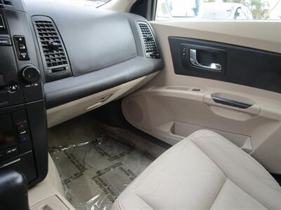 2004 Cadillac CTS   - Photo 14 - Panorama City, CA 91402