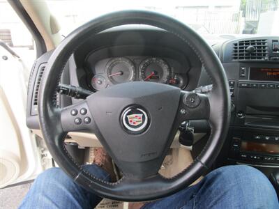 2004 Cadillac CTS   - Photo 10 - Panorama City, CA 91402