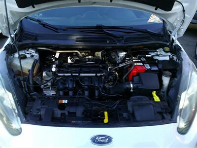 2015 Ford Fiesta SE   - Photo 22 - Panorama City, CA 91402