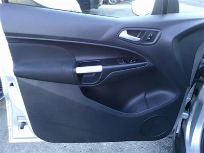 2015 Ford Transit Connect XLT - Photo 8 - Panorama City, CA 91402