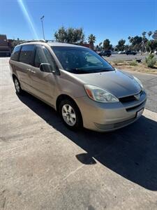 2004 Toyota Sienna LE 8 Passenger - Photo 7 - Panorama City, CA 91402