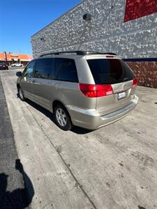 2004 Toyota Sienna LE 8 Passenger - Photo 3 - Panorama City, CA 91402