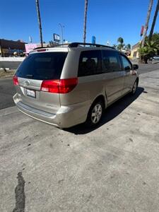 2004 Toyota Sienna LE 8 Passenger - Photo 5 - Panorama City, CA 91402