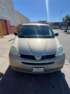 2004 Toyota Sienna LE 8 Passenger - Photo 8 - Panorama City, CA 91402