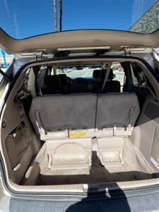 2004 Toyota Sienna LE 8 Passenger - Photo 12 - Panorama City, CA 91402