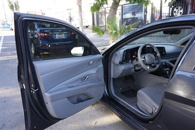 2021 Hyundai ELANTRA SE   - Photo 9 - Panorama City, CA 91402