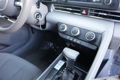 2021 Hyundai ELANTRA SE   - Photo 19 - Panorama City, CA 91402