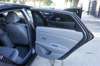 2021 Hyundai ELANTRA SE   - Photo 15 - Panorama City, CA 91402