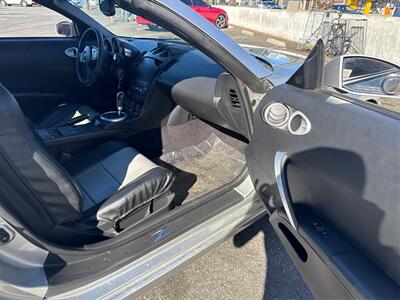 2004 Nissan 350Z Touring - Photo 21 - North Hills, CA 91343