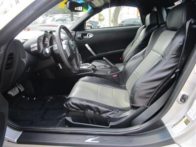 2004 Nissan 350Z Touring   - Photo 12 - Panorama City, CA 91402