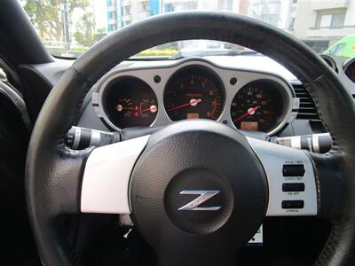 2004 Nissan 350Z Touring - Photo 18 - Panorama City, CA 91402