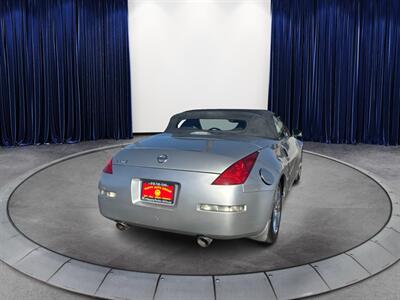 2004 Nissan 350Z Touring - Photo 6 - North Hills, CA 91343