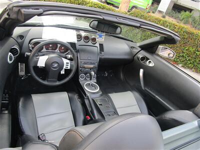 2004 Nissan 350Z Touring   - Photo 13 - Panorama City, CA 91402