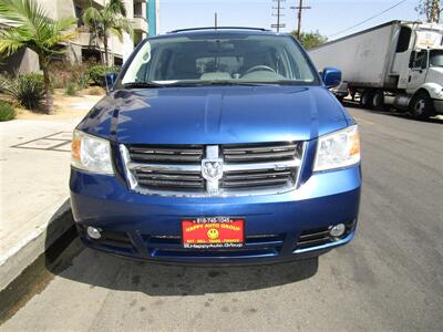 2010 Dodge Grand Caravan SXT   - Photo 6 - Panorama City, CA 91402