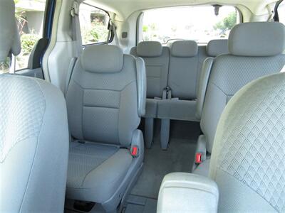 2010 Dodge Grand Caravan SXT   - Photo 16 - Panorama City, CA 91402