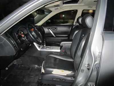 2003 INFINITI FX35   - Photo 13 - Panorama City, CA 91402