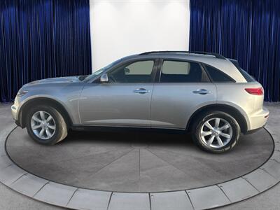 2003 INFINITI FX35   - Photo 8 - North Hills, CA 91343