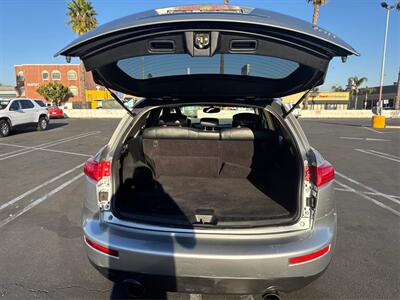 2003 INFINITI FX35   - Photo 13 - North Hills, CA 91343