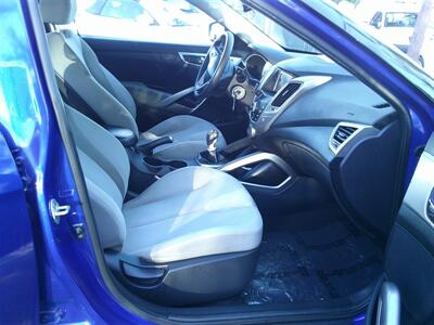 2012 Hyundai VELOSTER   - Photo 11 - Panorama City, CA 91402