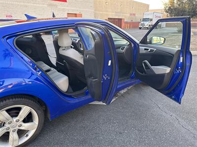 2012 Hyundai VELOSTER - Photo 40 - North Hills, CA 91343
