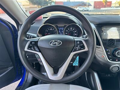 2012 Hyundai VELOSTER - Photo 36 - North Hills, CA 91343