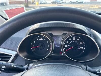 2012 Hyundai VELOSTER - Photo 35 - North Hills, CA 91343