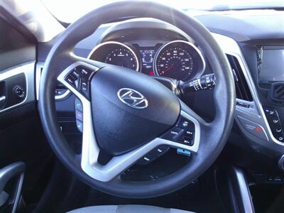 2012 Hyundai VELOSTER   - Photo 15 - Panorama City, CA 91402