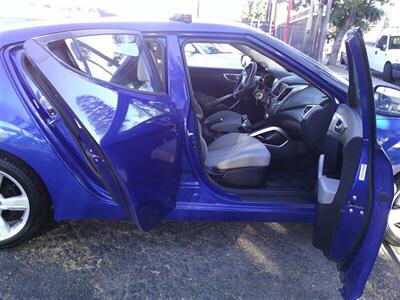 2012 Hyundai VELOSTER - Photo 25 - North Hills, CA 91343