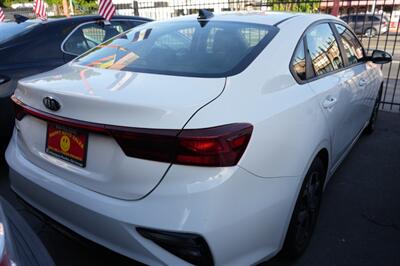 2019 Kia Forte LXS - Photo 6 - Panorama City, CA 91402