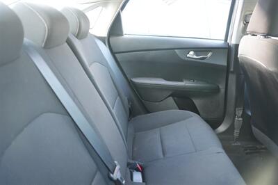 2019 Kia Forte LXS - Photo 7 - Panorama City, CA 91402