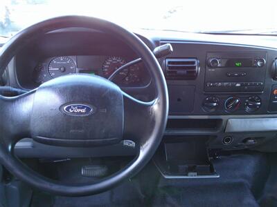 2006 Ford F-250 XL   - Photo 14 - Panorama City, CA 91402